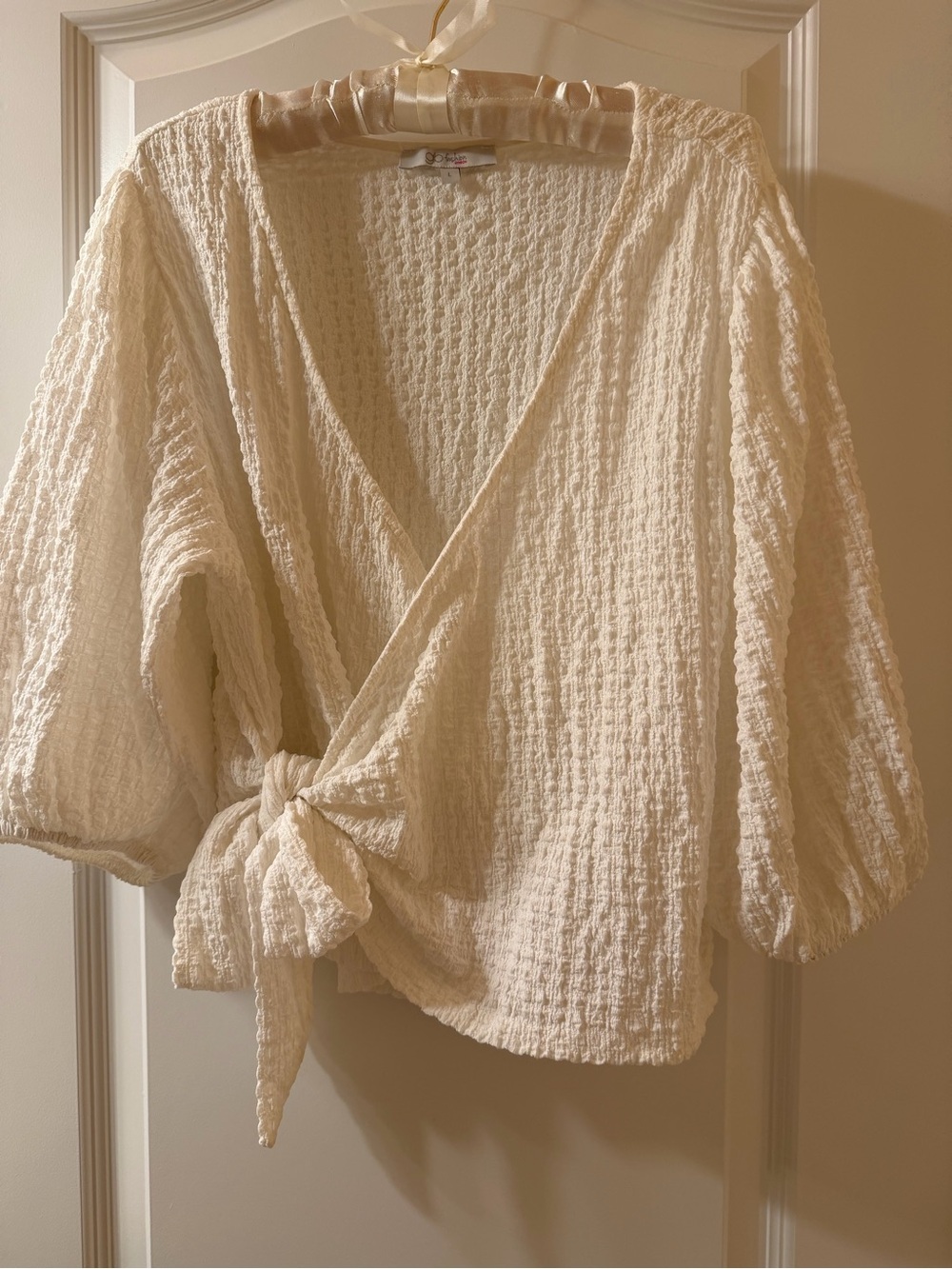 NWOT White Textured Wrap Top with Tie Detail